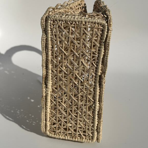 Rodebjer Palm Bag Handwoven Raffia Floral Structured Handbag Natural Canvas NWT - Picture 11 of 16